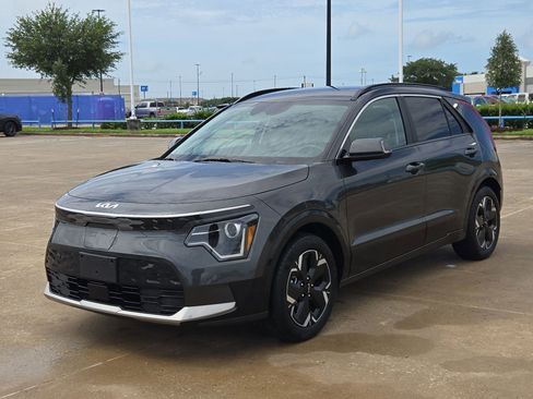 Used 2024 Kia Niro Wind FWD image 8