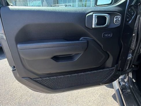 Used 2022 Jeep Wrangler Unlimited Sport AWD/4WD image 19