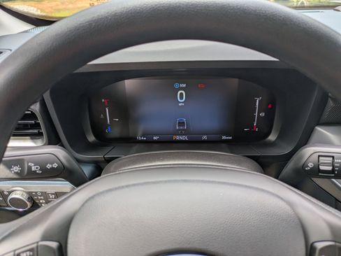 New 2025 Ford Maverick XL w/ Equipment Group 102A image 15