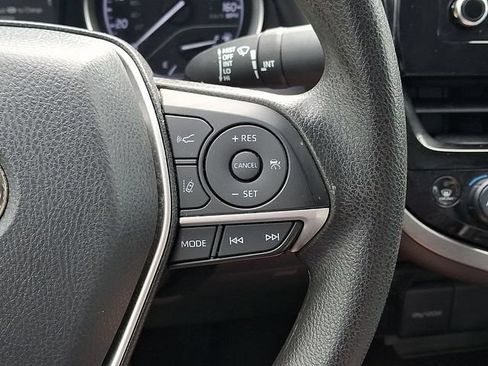 Certified 2022 Toyota Camry LE FWD image 21