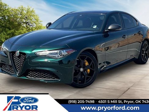 Used 2020 Alfa Romeo Giulia w/ Nero Edizione RWD image 1