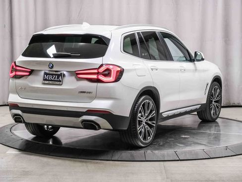 Used 2023 BMW X3 xDrive30i w/ Convenience Package w/ZPA image 4
