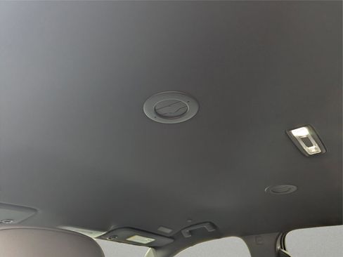New 2026 GMC Acadia Elevation w/ Elevation Premium Package FWD image 25