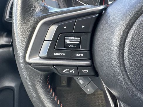 Used 2022 Subaru Crosstrek 2.0i Premium w/ Moonroof Package image 27