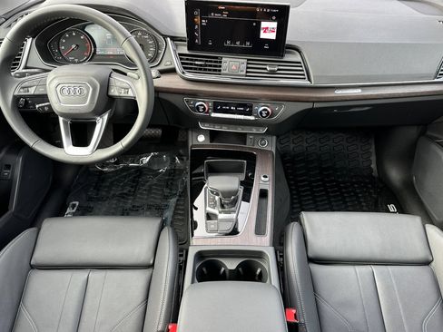Used 2025 Audi Q5 2.0T Premium AWD/4WD image 12