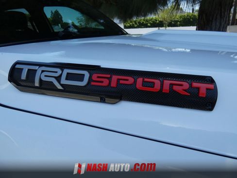 Used 2025 Toyota Tacoma TRD Sport AWD/4WD image 72