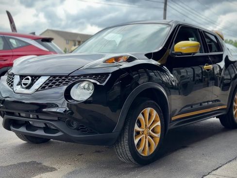 Used 2015 Nissan Juke SV w/ Technology Package AWD/4WD image 5