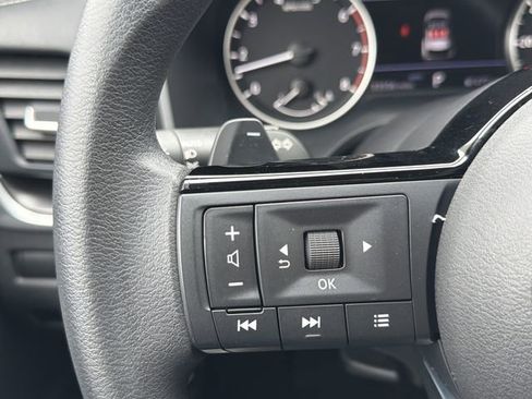 Certified 2023 Nissan Rogue SV image 13