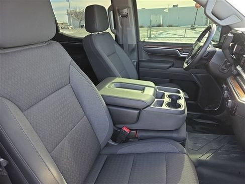 Used 2023 Chevrolet Silverado 1500 LT AWD/4WD image 40