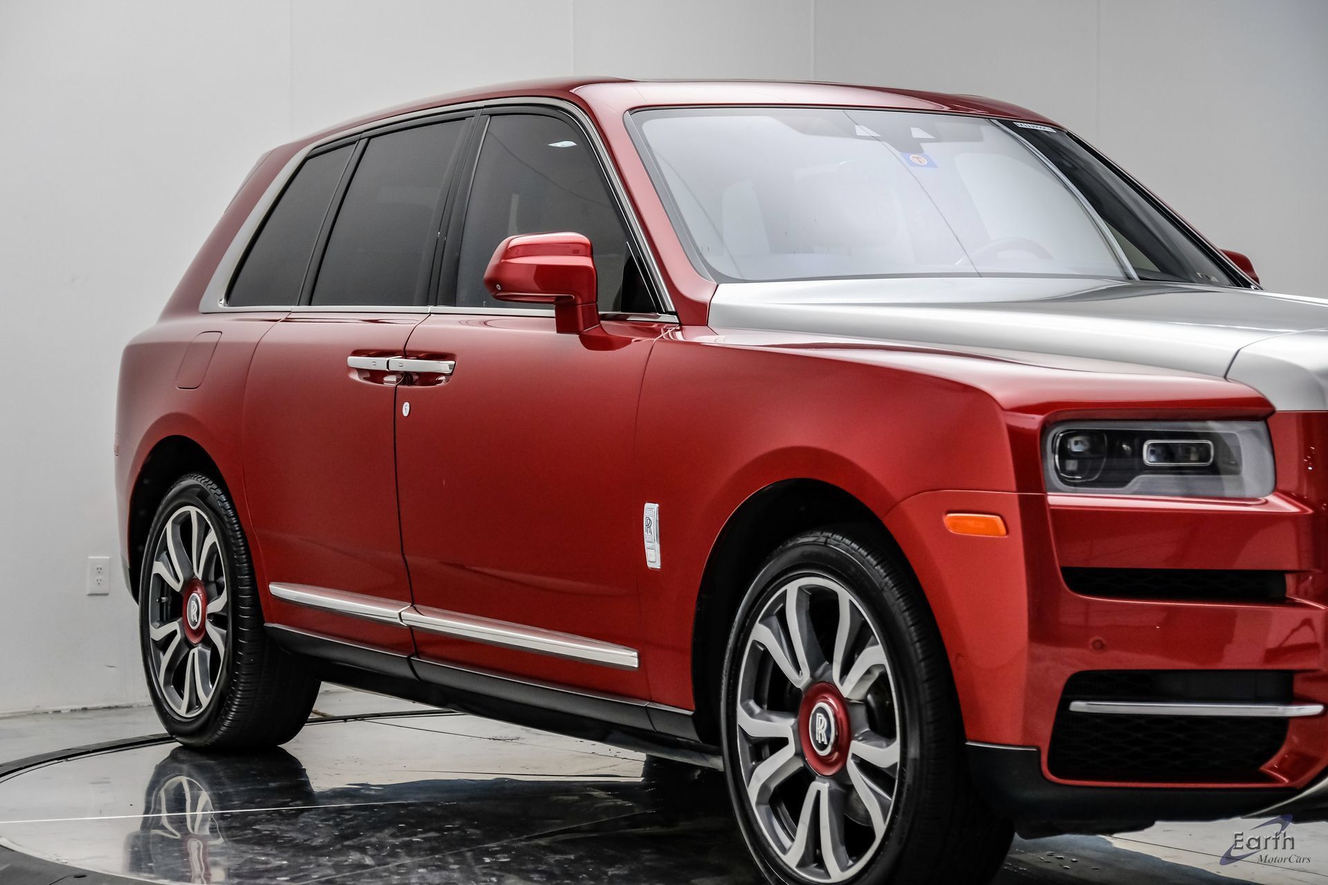 Used 2019 Rolls-Royce Cullinan AWD/4WD image 30