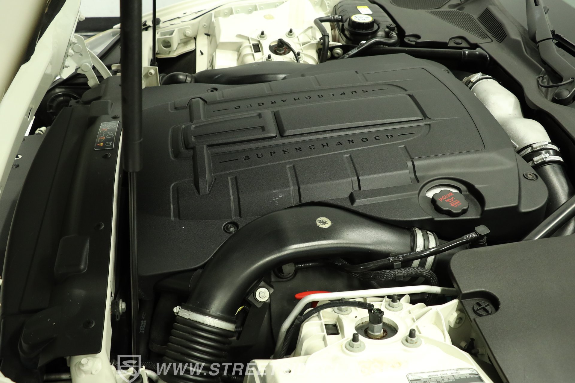 Used 2007 Jaguar XKR R RWD image 3