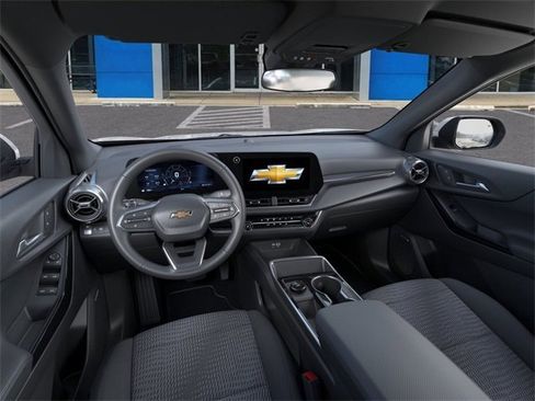 New 2026 Chevrolet Equinox LT image 15