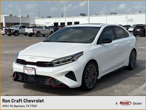 Used 2023 Kia Forte GT w/ GT2 Package FWD image 1