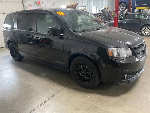 Used 2019 Dodge Grand Caravan GT FWD image 5