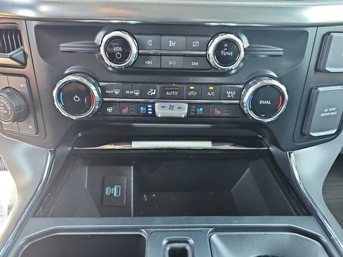 Used 2024 Ford F150 Lariat w/ FX4 Off-Road Package AWD/4WD image 21