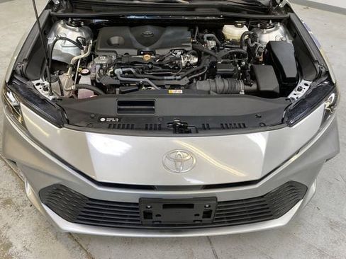 Used 2025 Toyota Camry LE FWD image 9