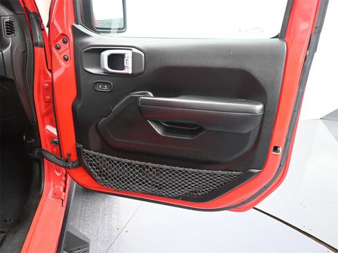 Used 2020 Jeep Gladiator Sport w/ Quick Order Package 24S image 21