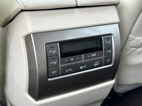 Used 2014 Lexus GX 460 Luxury AWD/4WD image 14