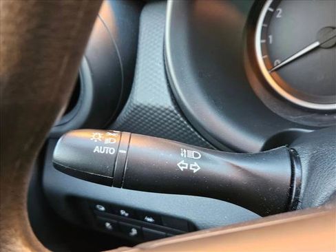 Used 2023 Nissan Kicks S image 15