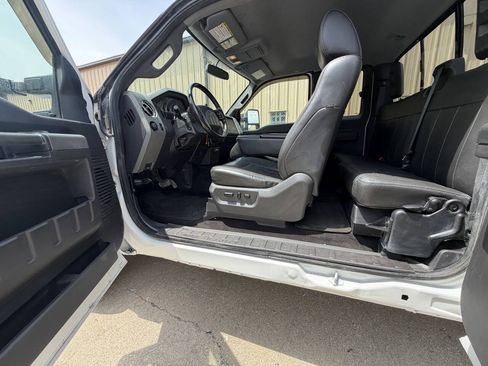 Used 2011 Ford F350 Lariat w/ Chrome Pkg AWD/4WD image 21
