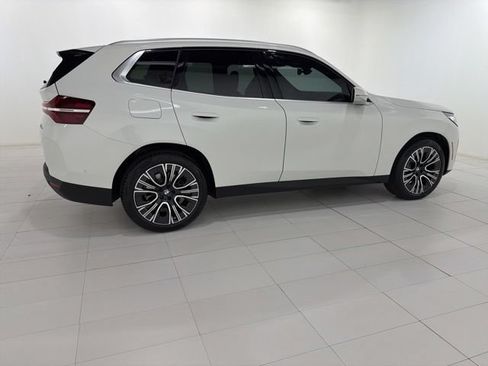 Used 2025 BMW X3 xDrive30i AWD/4WD image 6
