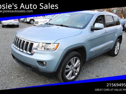 Used 2012 Jeep Grand Cherokee Laredo image 1