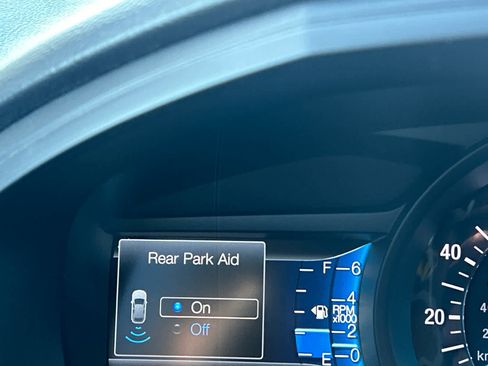 Used 2023 Ford Edge SEL image 26