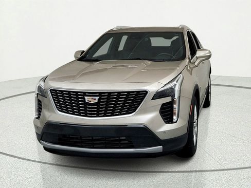 Certified 2023 Cadillac XT4 Premium Luxury w/ Cold Weather Package FWD image 8