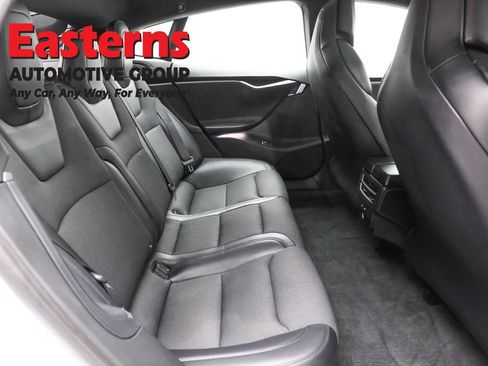 Used 2018 Tesla Model S 75D image 21