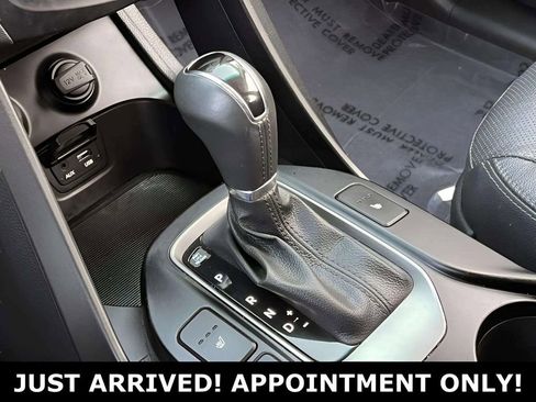 Used 2016 Hyundai Santa Fe Limited image 22