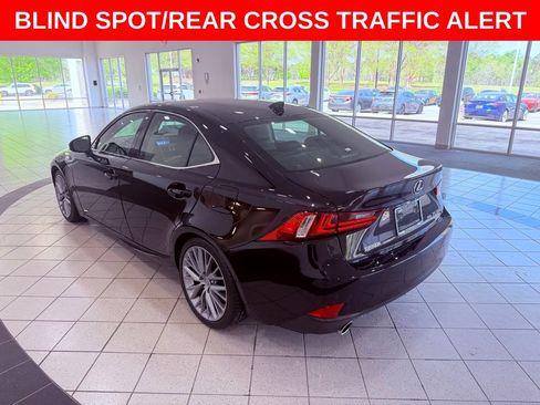 Used 2016 Lexus IS 300 AWD image 5