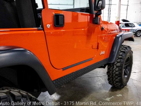 Used 2005 Jeep Wrangler Rubicon AWD/4WD image 24
