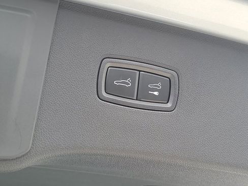 New 2026 Porsche Cayenne image 16