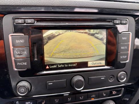 Used 2015 Volkswagen Jetta TDI SEL image 13