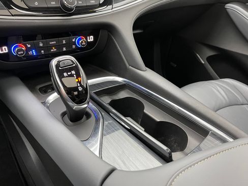 Used 2019 Buick Enclave Premium w/ Experience Buick Package FWD image 33