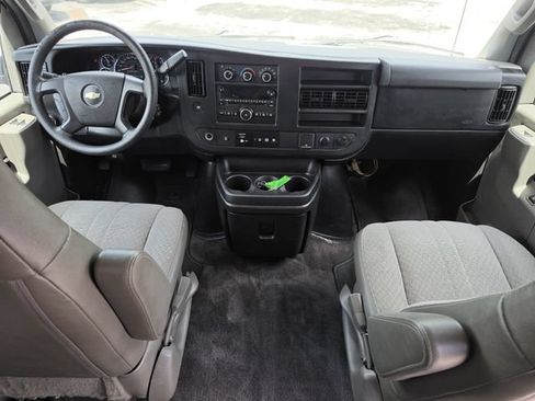 Used 2016 Chevrolet Express 3500 LT w/ LT Preferred Equipment Group RWD image 13