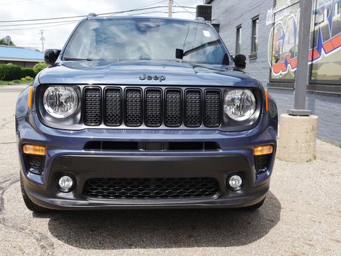 Used 2022 Jeep Renegade Altitude w/ Convenience Group AWD/4WD image 28