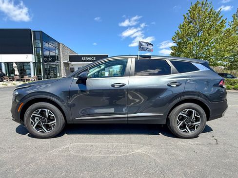 Used 2023 Kia Sportage LX AWD/4WD image 10
