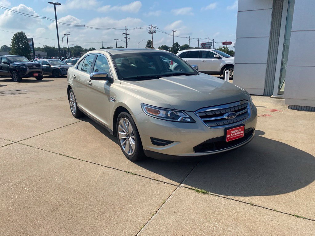 Used 2010 Ford Taurus Limited FWD image 3