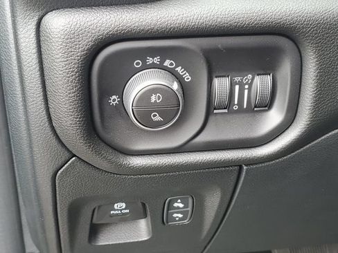 Used 2026 RAM 1500 Laramie w/ Night Edition AWD/4WD image 9