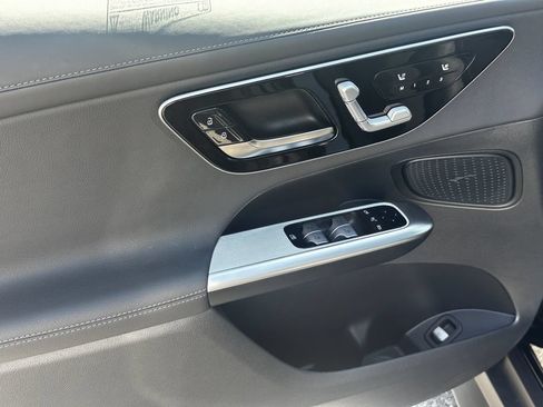 Certified 2026 Mercedes-Benz GLC 300 image 11