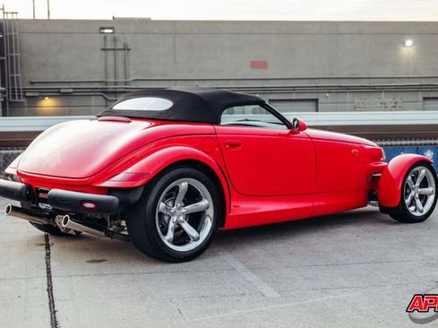 Used 2000 Plymouth Prowler image 33