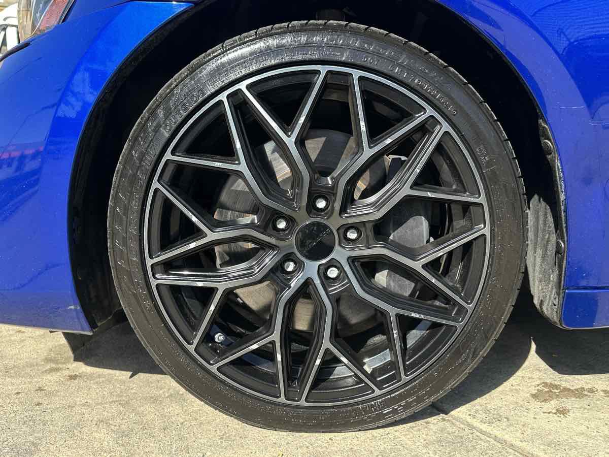Used 2020 Lexus IS 350 F Sport w/ Blackline Edition AWD/4WD image 9