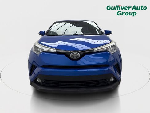 Used 2019 Toyota C-HR XLE FWD image 14