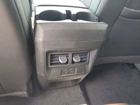 New 2026 GMC Canyon AT4 AWD/4WD image 16