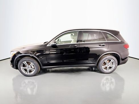 Used 2022 Mercedes-Benz GLC 300 4MATIC w/ Multimedia Package Lite image 6