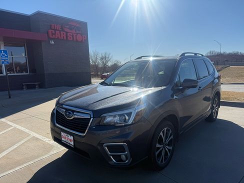 Used 2020 Subaru Forester Limited w/ Popular Package #3 image 2