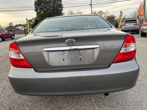 Used 2002 Toyota Camry LE image 19