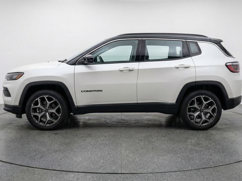 Used 2025 Jeep Compass Limited image 5