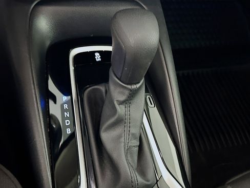 Used 2025 Toyota Corolla LE image 25